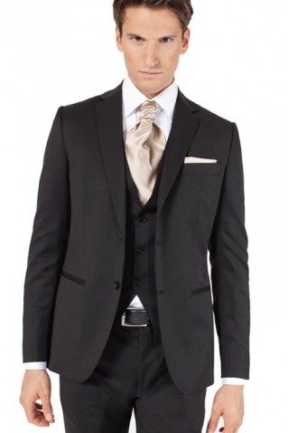 costume marié